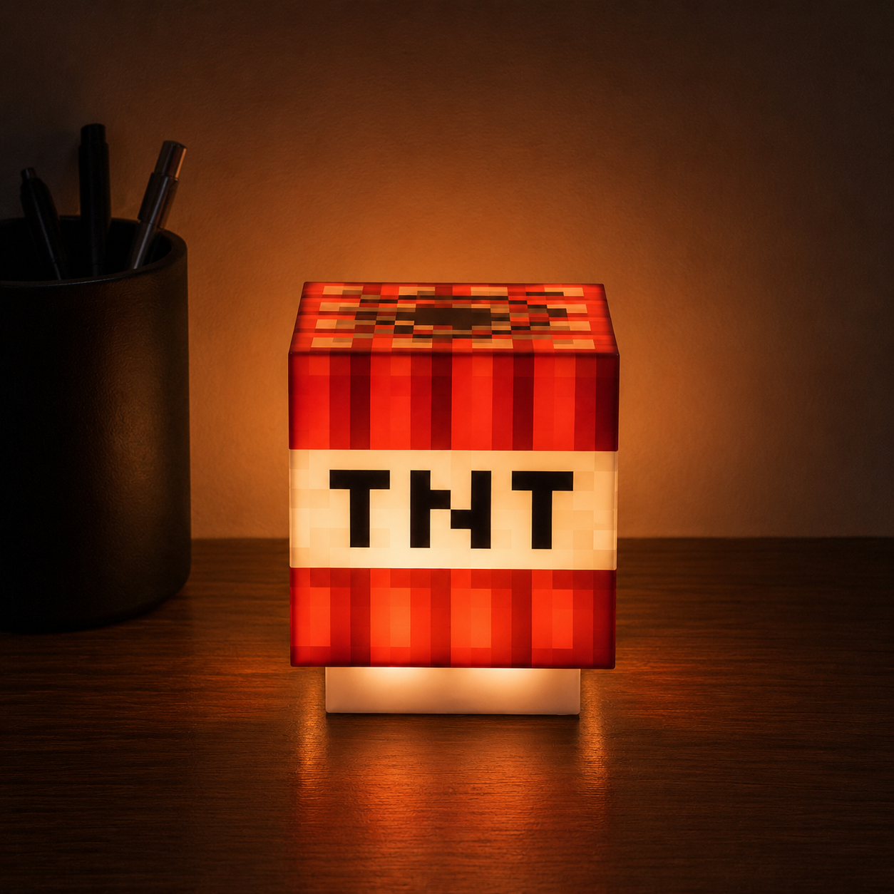 Lampka TNT